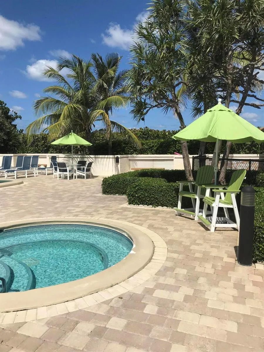 3400 Ocean Drive #703 Riviera Beach, FL 33404
