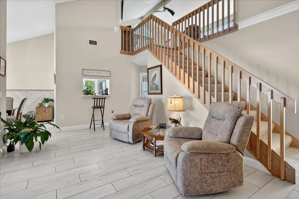 1827 Aynsley Way #4 Vero Beach, FL 32966