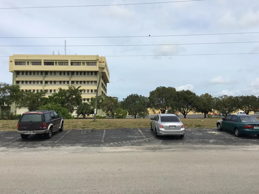 1590 NW 43rd Apt 310 Avenue Lauderhill, FL 33313