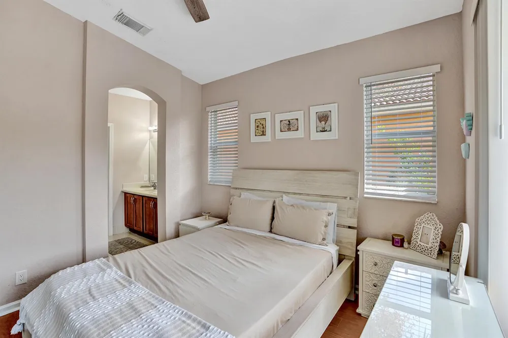 1825 Sonrisa Street #1825 Riviera Beach, FL 33404