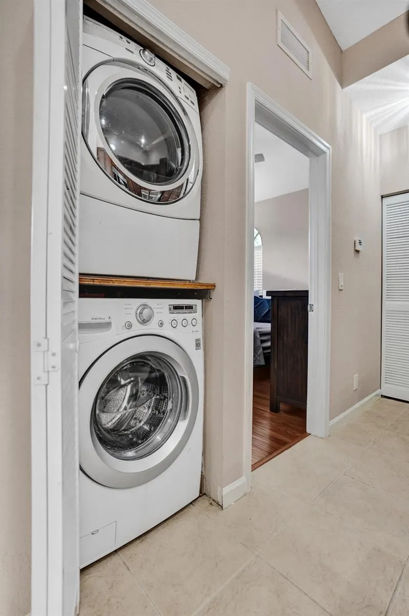1825 Sonrisa Street #1825 Riviera Beach, FL 33404