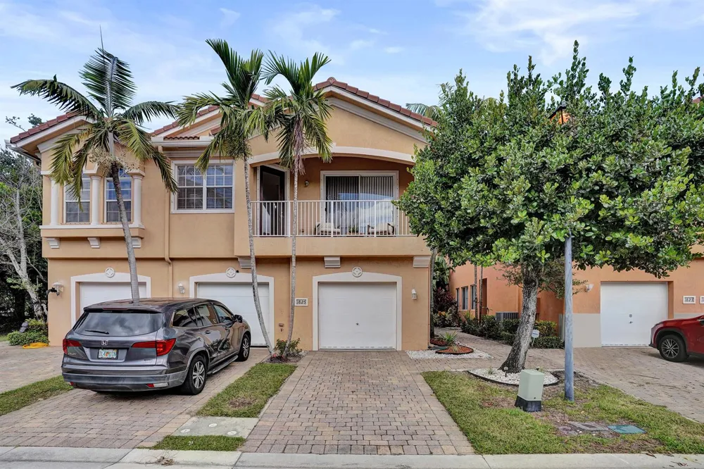 1825 Sonrisa Street #1825 Riviera Beach, FL 33404