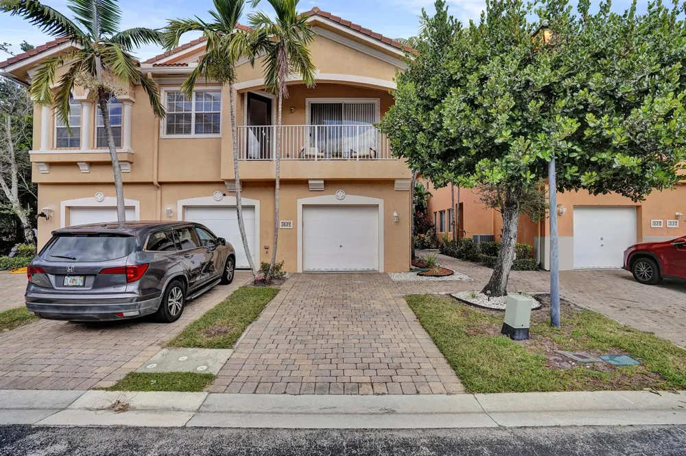 1825 Sonrisa Street #1825 Riviera Beach, FL 33404