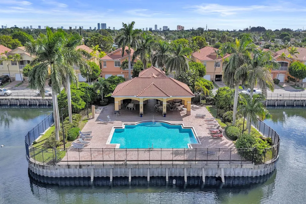 1825 Sonrisa Street #1825 Riviera Beach, FL 33404