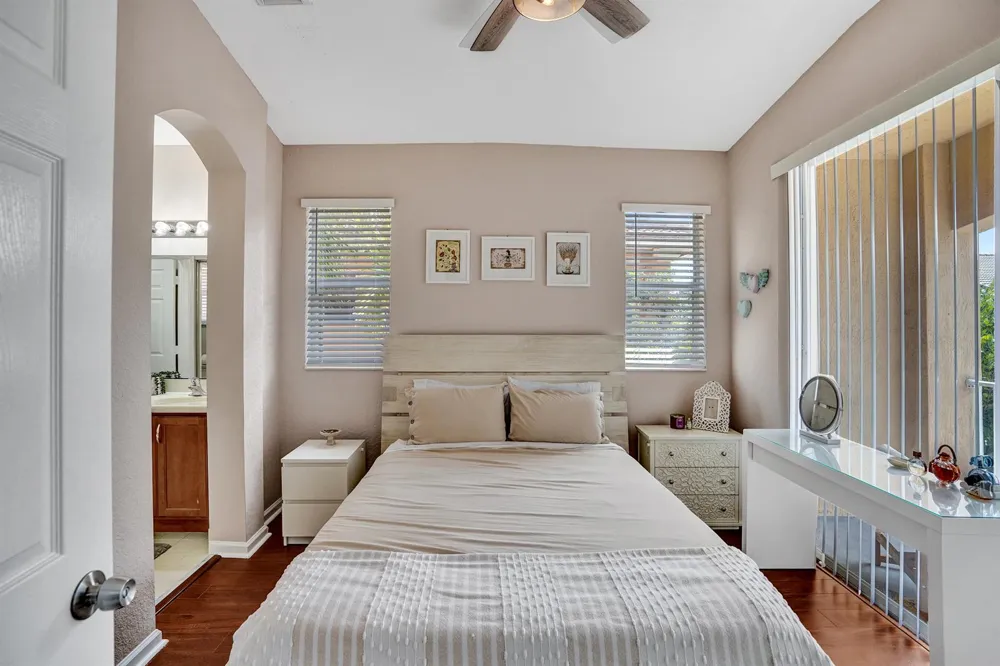 1825 Sonrisa Street #1825 Riviera Beach, FL 33404