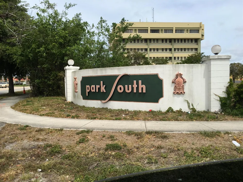 1590 NW 43rd #301 Avenue Lauderhill, FL 33313