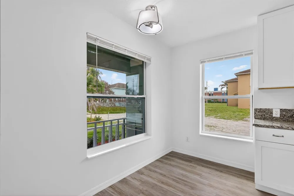 2206 S 34th Street Fort Pierce, FL 34947