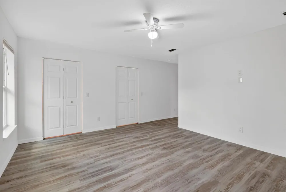 2206 S 34th Street Fort Pierce, FL 34947