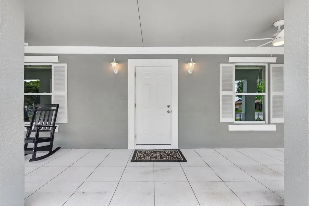 2206 S 34th Street Fort Pierce, FL 34947