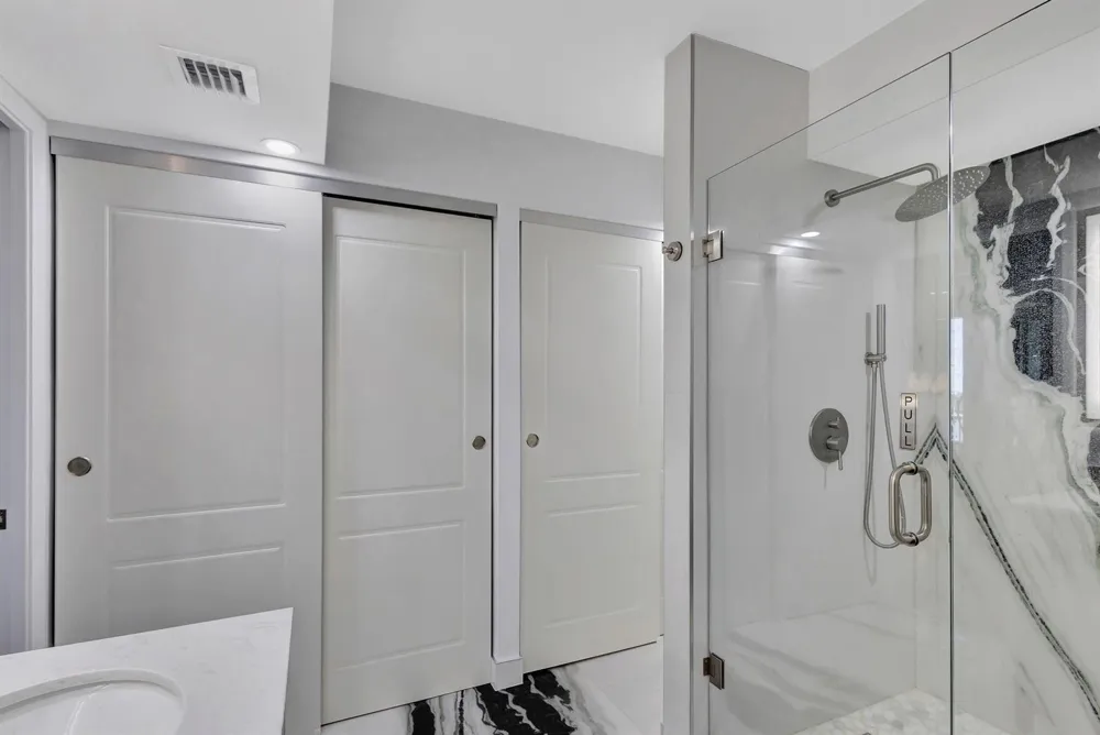 5550 Ocean Drive #21c Singer Island, FL 33404