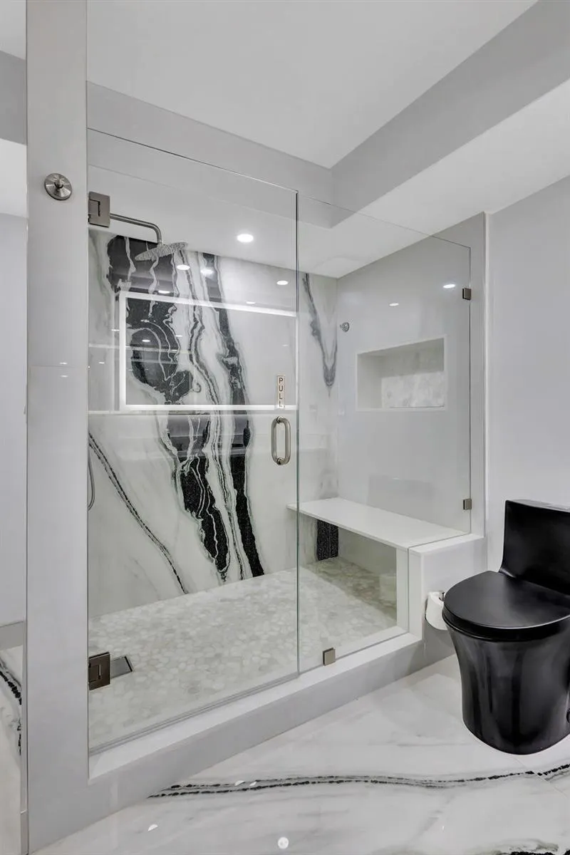5550 Ocean Drive #21c Singer Island, FL 33404
