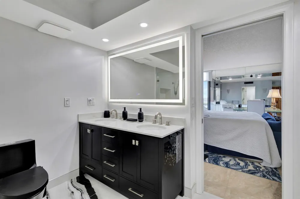 5550 Ocean Drive #21c Singer Island, FL 33404
