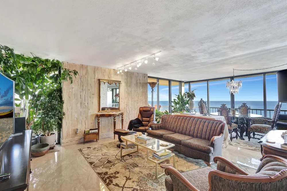 5550 Ocean Drive #21c Singer Island, FL 33404