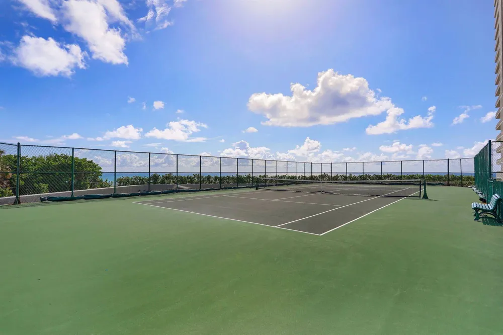 5550 Ocean Drive #21c Singer Island, FL 33404