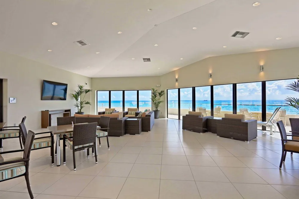 5550 Ocean Drive #21c Singer Island, FL 33404