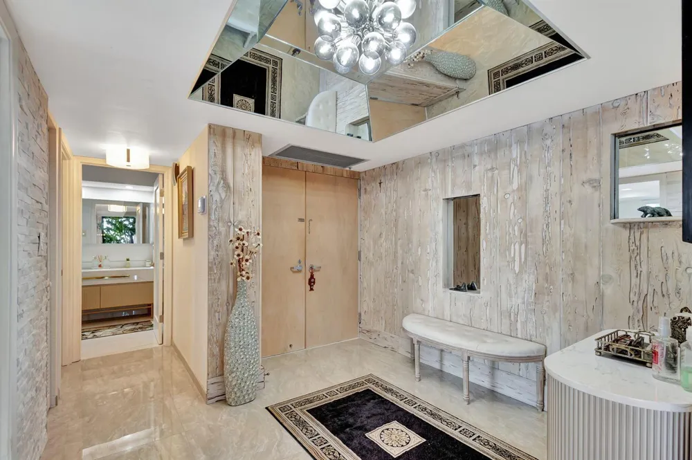 5550 Ocean Drive #21c Singer Island, FL 33404