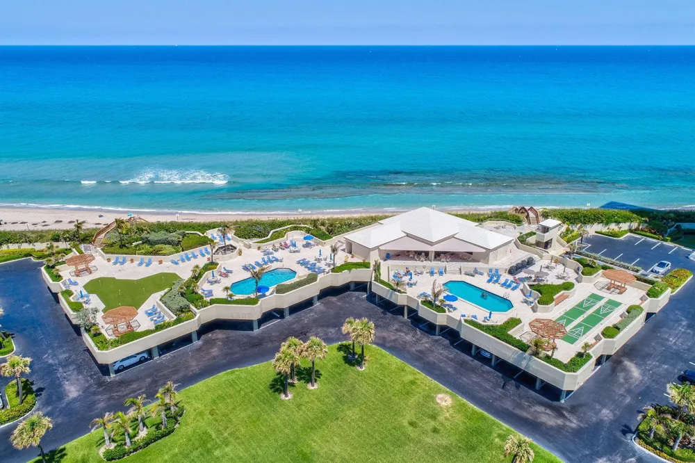 5550 Ocean Drive #21c Singer Island, FL 33404