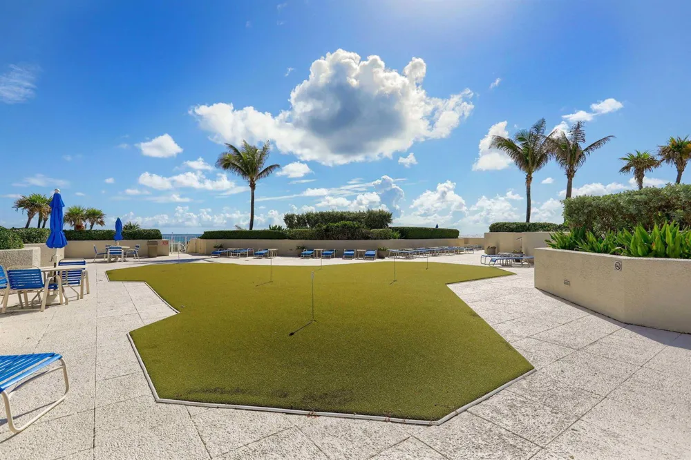 5550 Ocean Drive #21c Singer Island, FL 33404