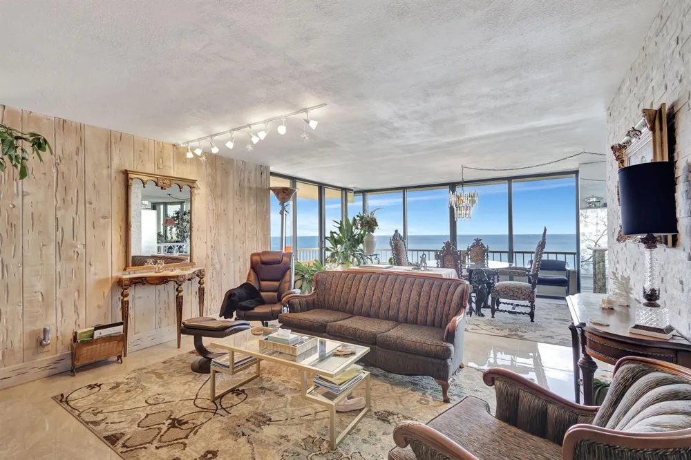5550 Ocean Drive #21c Singer Island, FL 33404