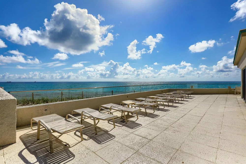 5550 Ocean Drive #21c Singer Island, FL 33404