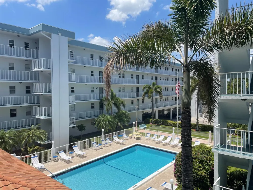 4629 Poinciana Street #317 Lauderdale By The Sea, FL 33308