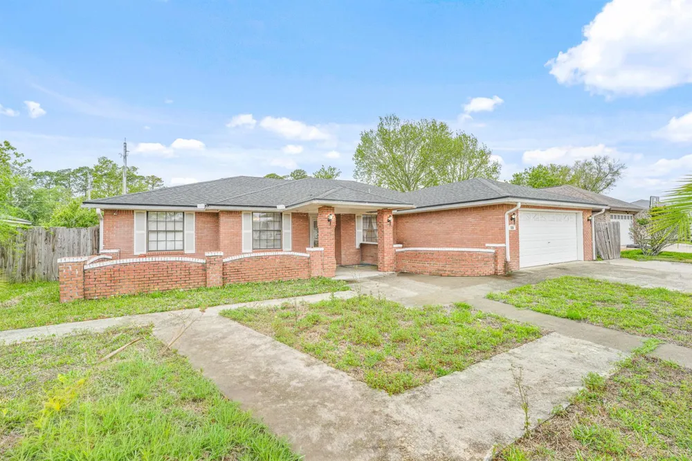 320 Scarlet Bugler Lane S Jacksonville, FL 32225