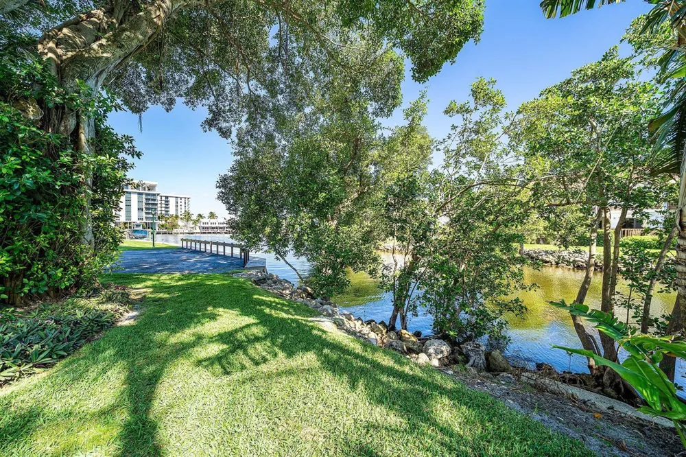 5560 Ocean Boulevard #A Ocean Ridge, FL 33435