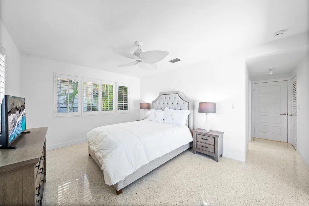 2259 Ibis Isle Road E Palm Beach, FL 33480
