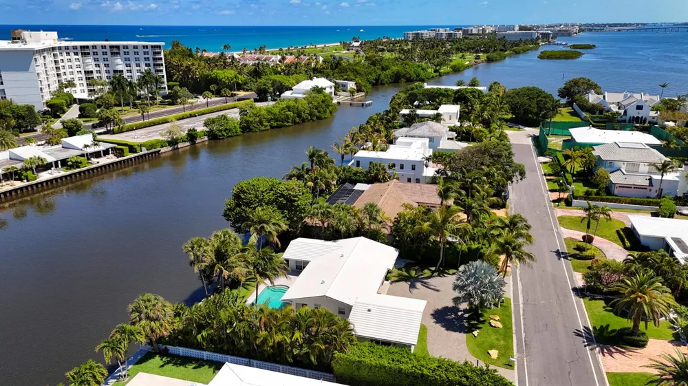 2259 Ibis Isle Road E Palm Beach, FL 33480