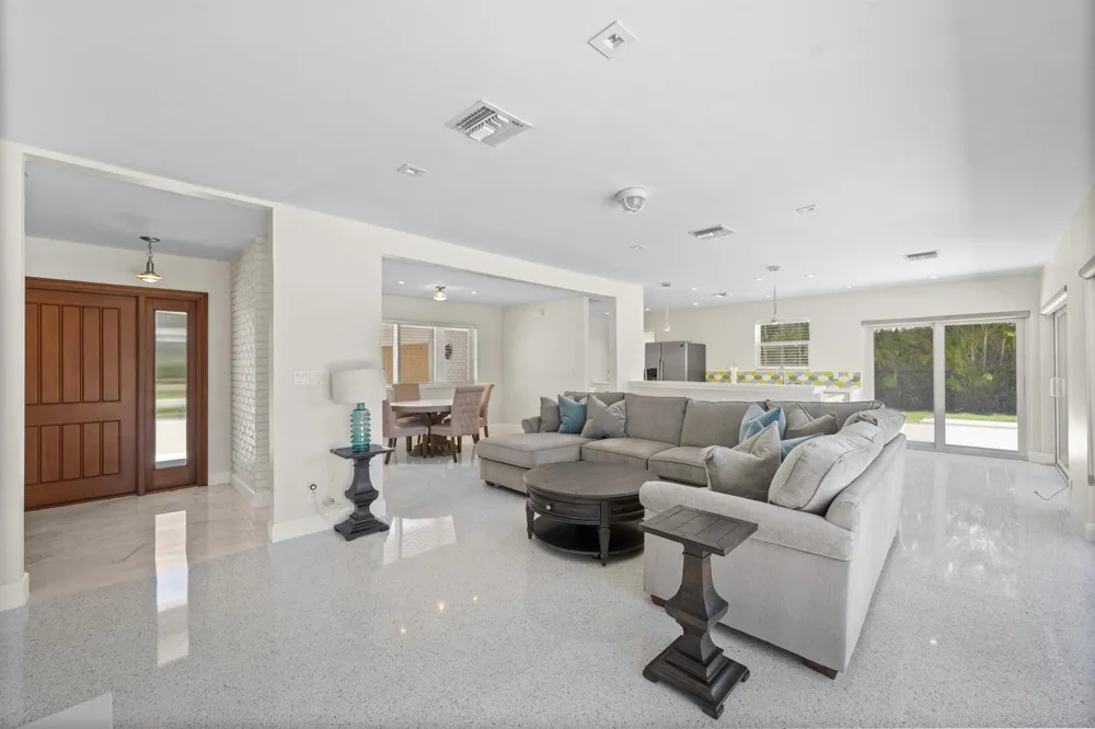 2259 Ibis Isle Road E Palm Beach, FL 33480