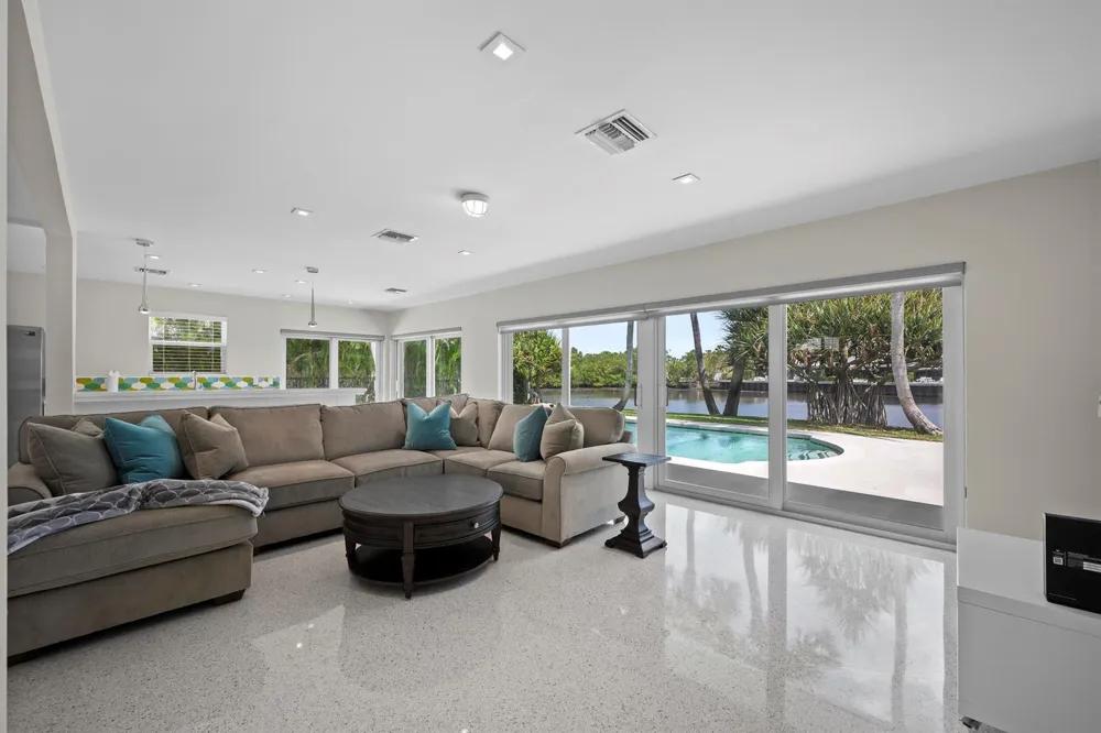 2259 Ibis Isle Road E Palm Beach, FL 33480