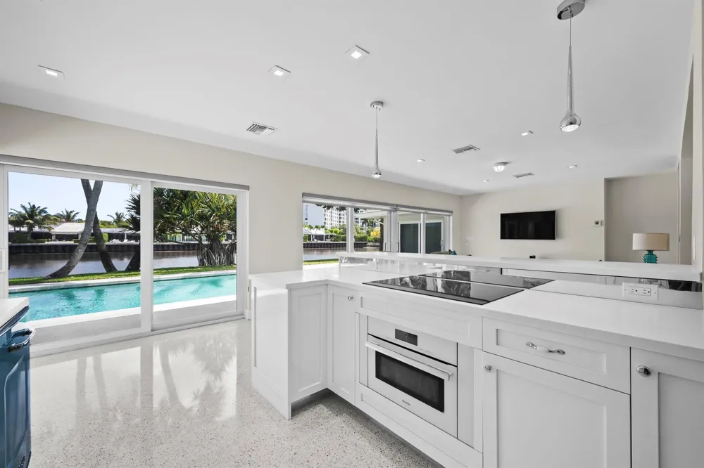 2259 Ibis Isle Road E Palm Beach, FL 33480