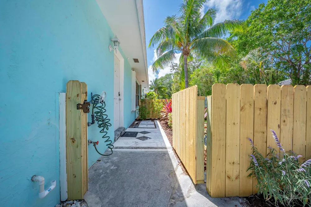 1718 Ridge Road #0 North Palm Beach, FL 33408