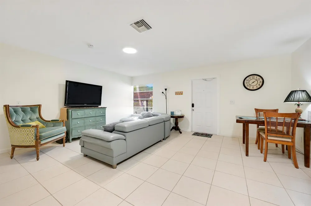 1718 Ridge Road #0 North Palm Beach, FL 33408
