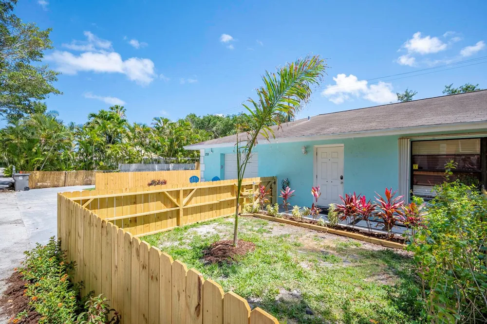 1718 Ridge Road #0 North Palm Beach, FL 33408
