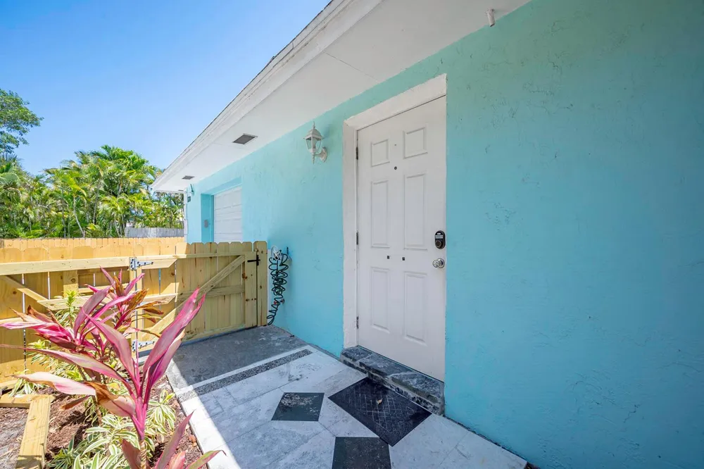 1718 Ridge Road #0 North Palm Beach, FL 33408
