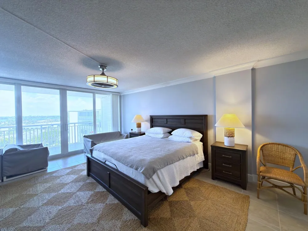 3546 S Ocean Boulevard #914 South Palm Beach, FL 33480