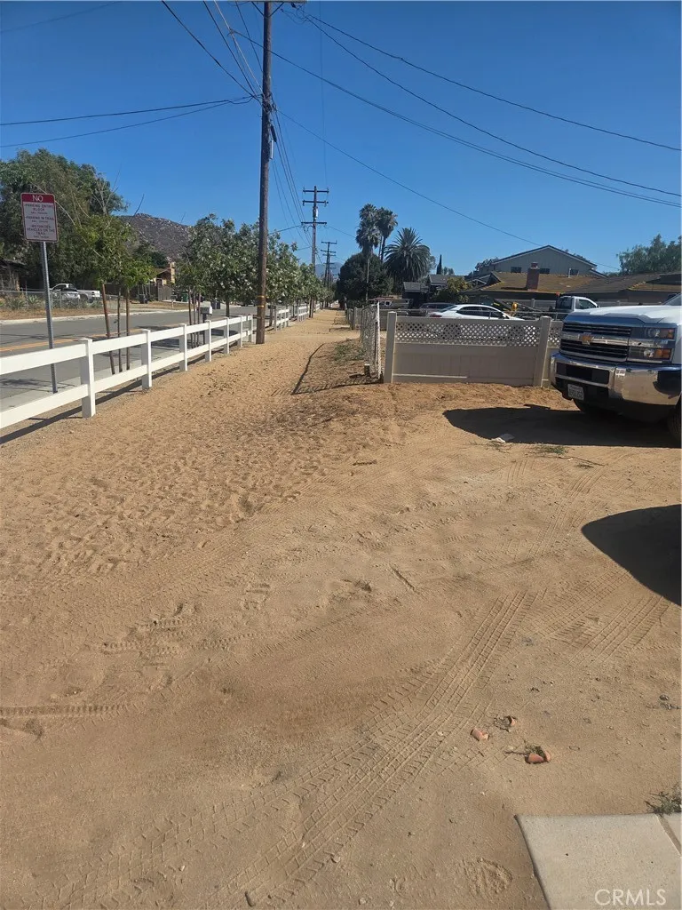 3842 Hillside Norco, CA 92860