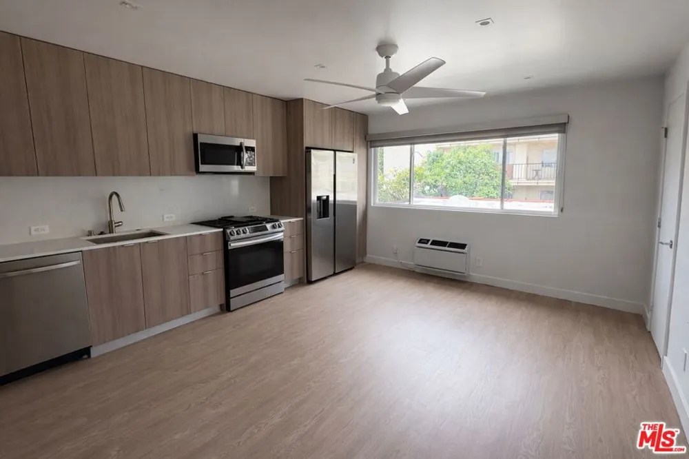1433 Euclid Street #7 Santa Monica, CA 90404