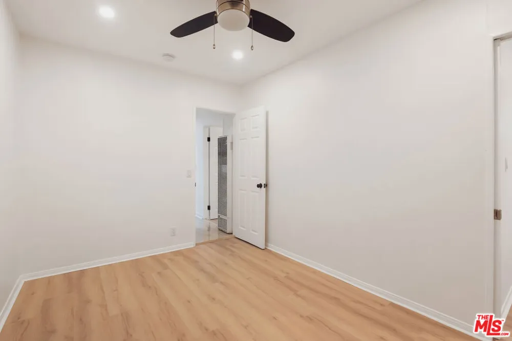 806 Navy Street Santa Monica, CA 90405