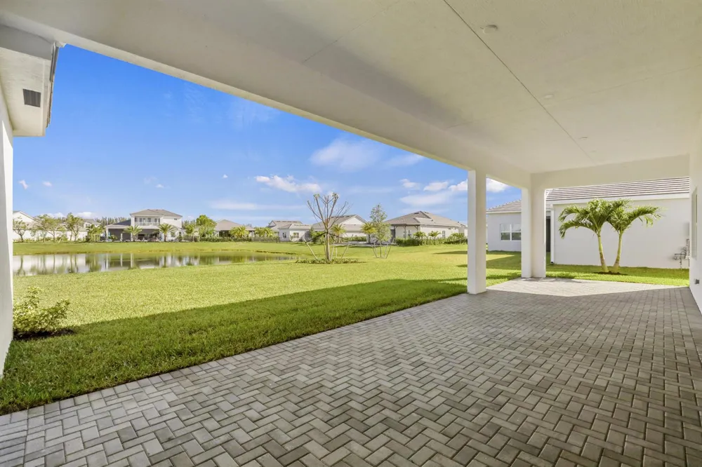 14823 Wildwood Circle Westlake, FL 33470