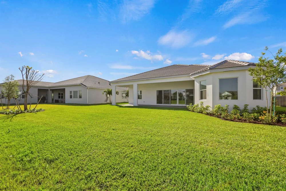 14823 Wildwood Circle Westlake, FL 33470