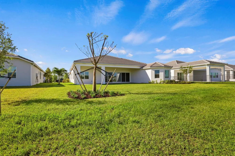 14823 Wildwood Circle Westlake, FL 33470