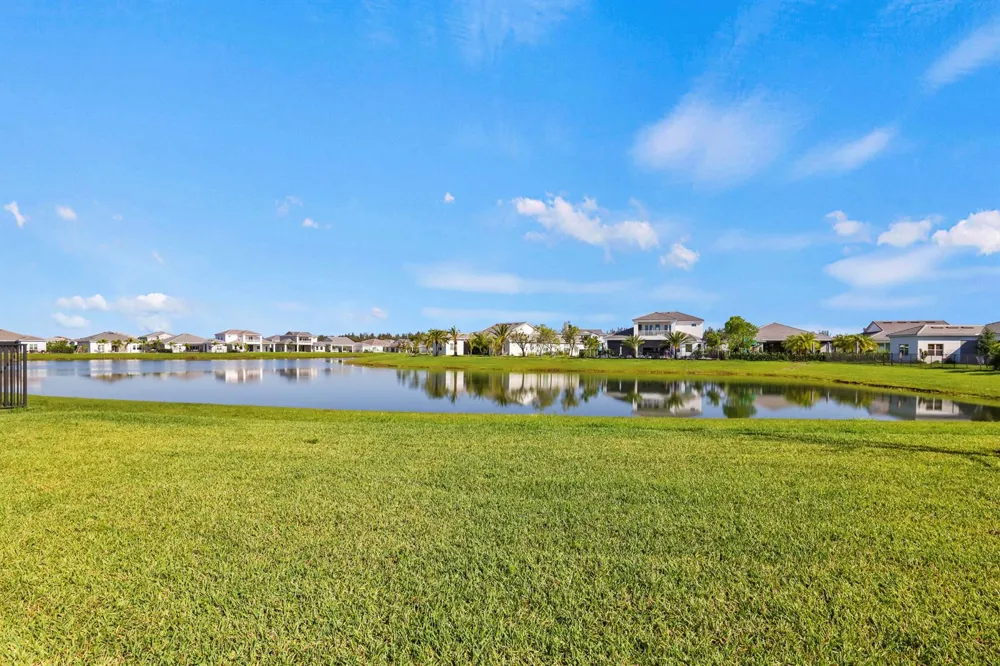 14823 Wildwood Circle Westlake, FL 33470