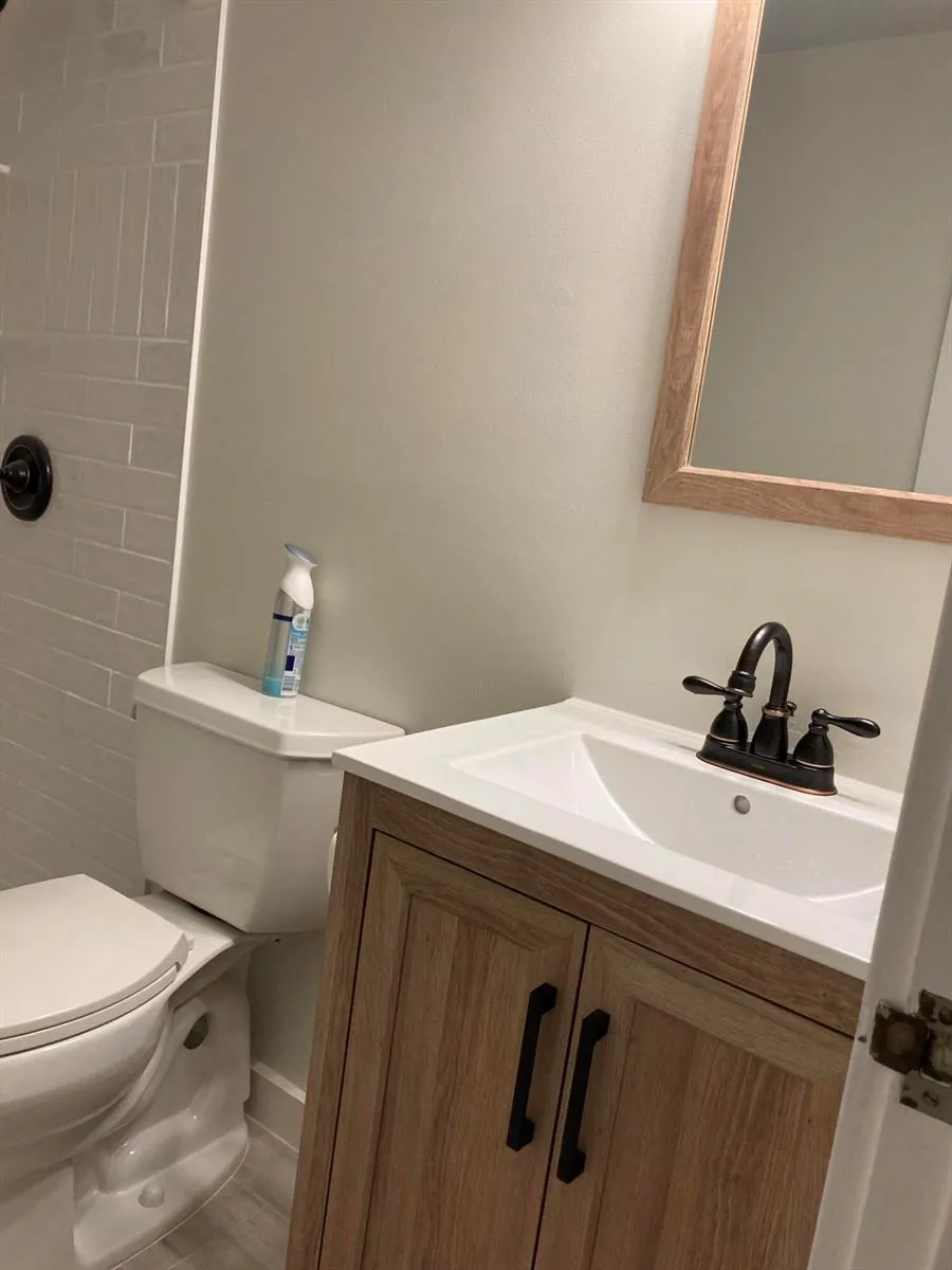 509 S Mccall Road Englewood, FL 34223