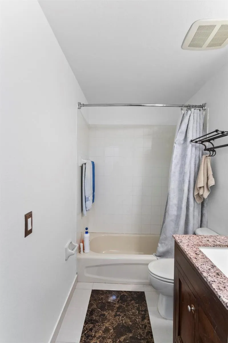 8912 W Flagler, Street #111 Miami, FL 33174