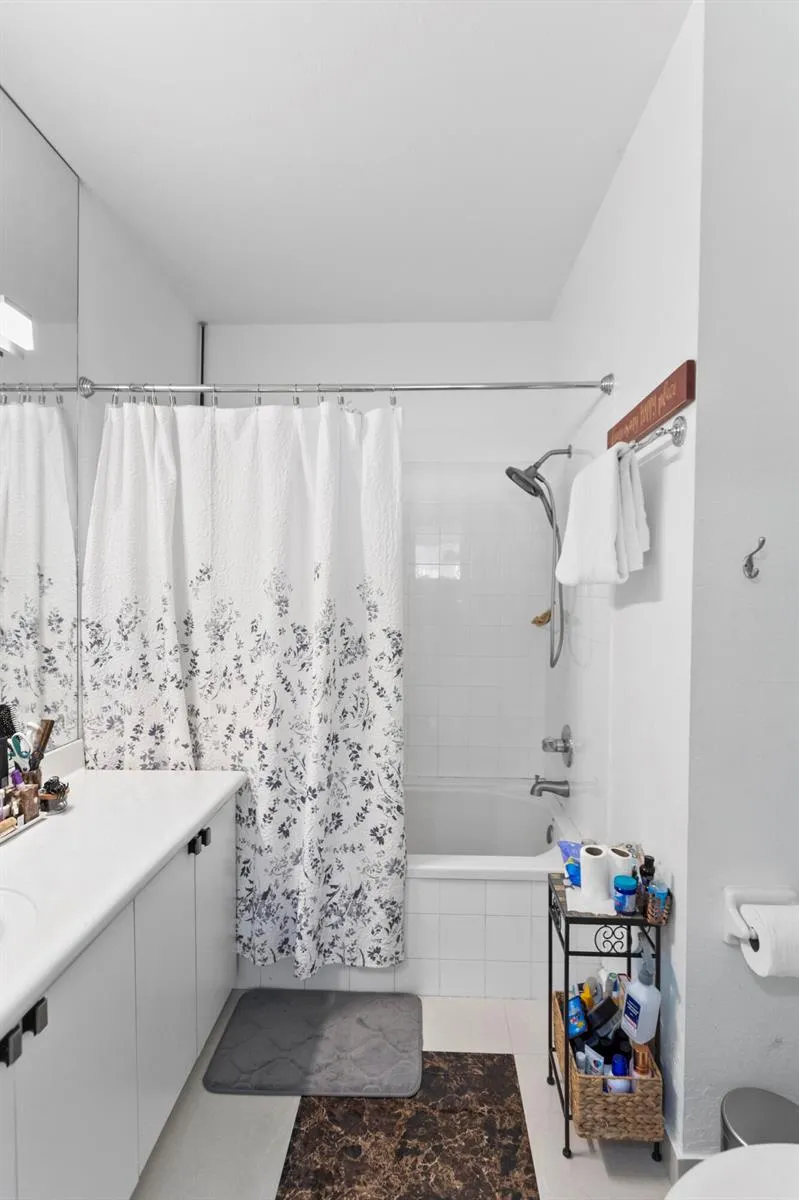 8912 W Flagler, Street #111 Miami, FL 33174