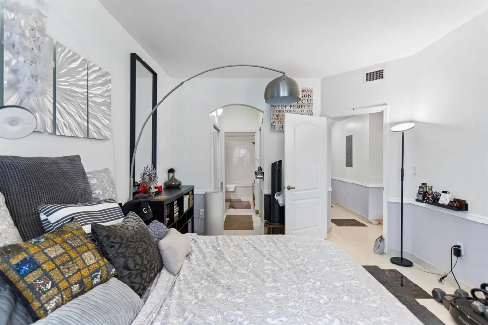 8912 W Flagler, Street #111 Miami, FL 33174