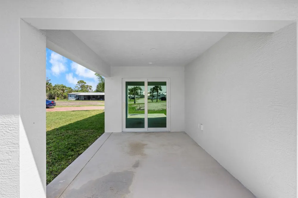 2 Las Casitas Court Fort Pierce, FL 34951