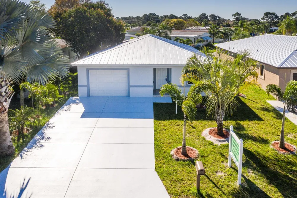 2 Las Casitas Court Fort Pierce, FL 34951